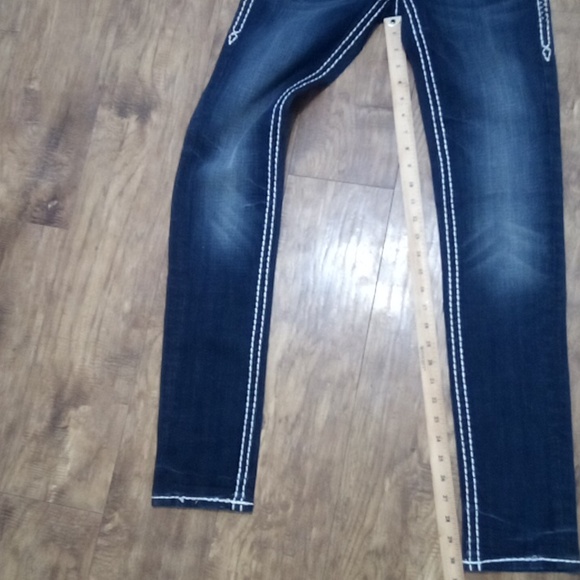Rock Revival NWOT Women's Jeans 26 Ynes Skinny Embellished Embroidered - Picture 11 of 12
